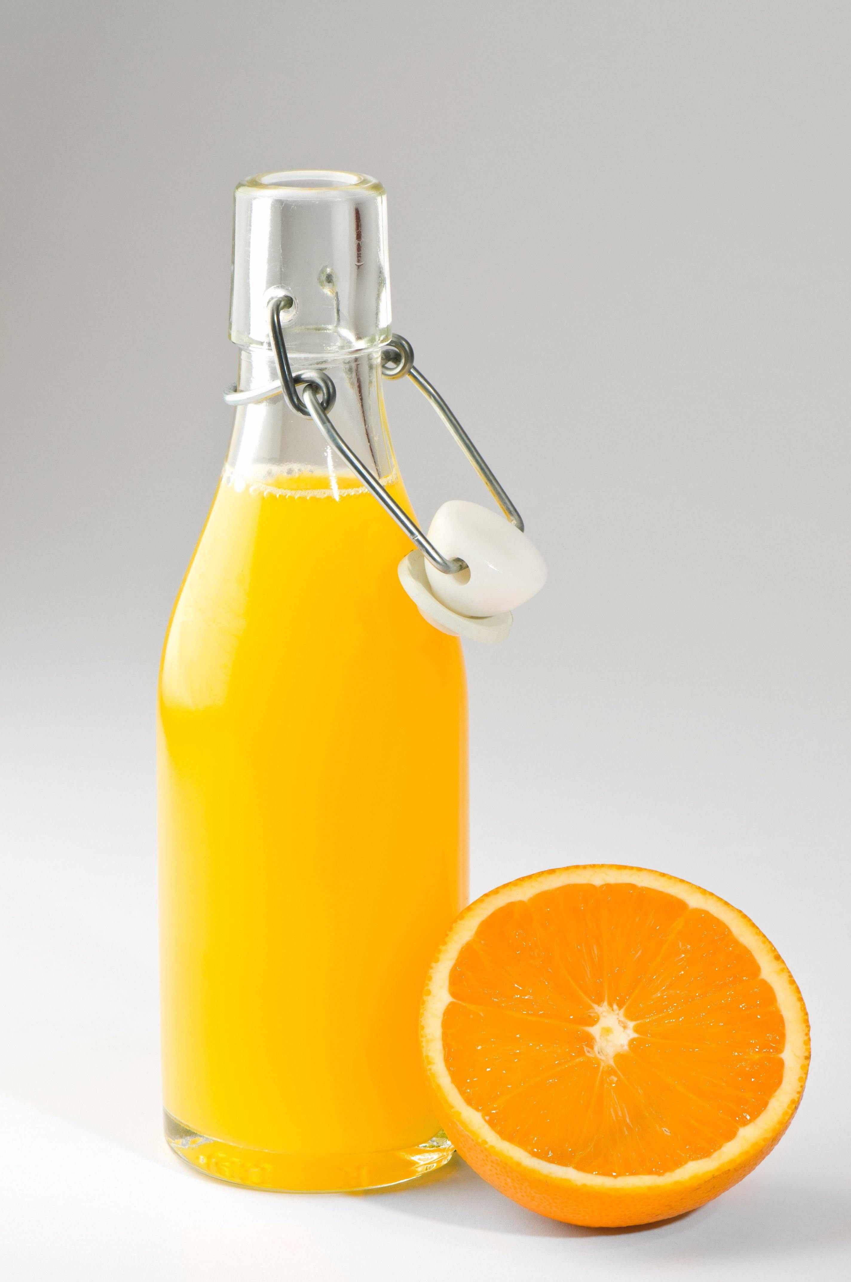 8.5 oz Swing Top Glass Bottle with Stainless Steel Wire Air Tight Leakproof Seal for Vanilla Extract - Image 5