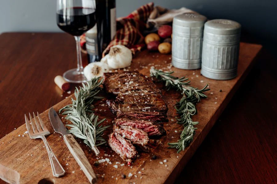 Beef Inside Skirt Steak - 1 lb - Image 2
