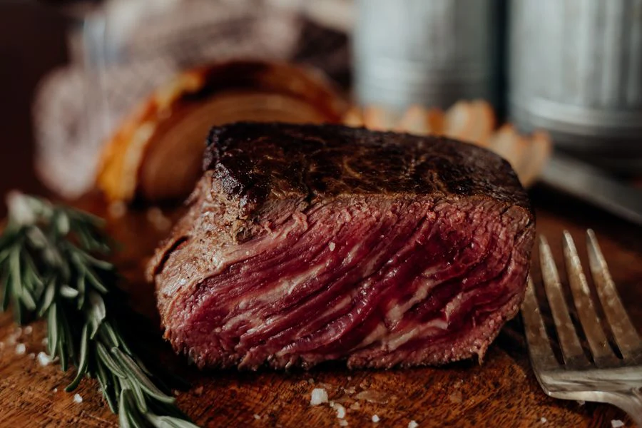 Beef Tenderloin Filet Mignon - 9 oz - Image 2