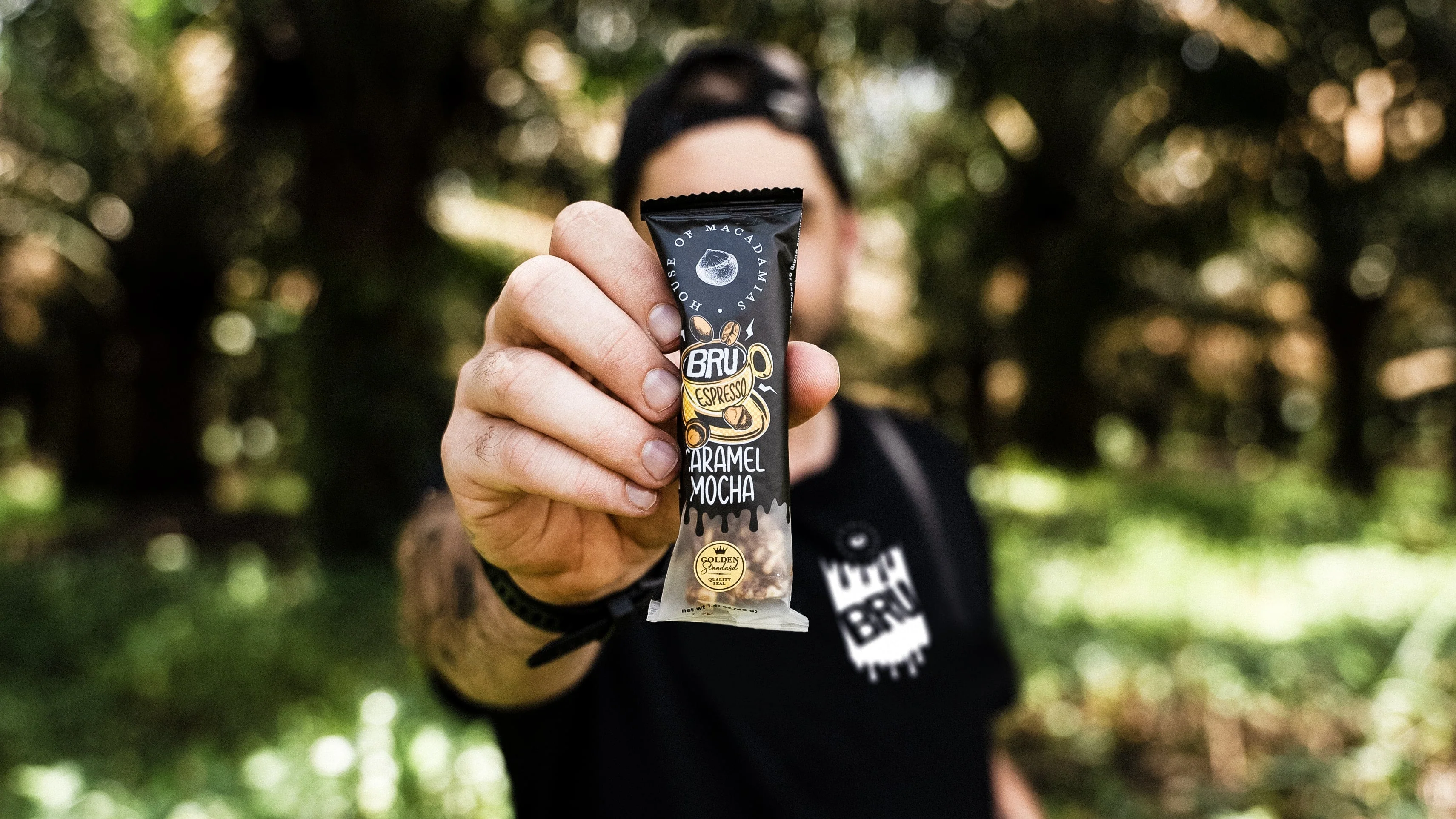 Caramel Mocha Macadamia Nut Snack Bar (Dan Mace's BRU Bar) (12 Bars) - Image 3