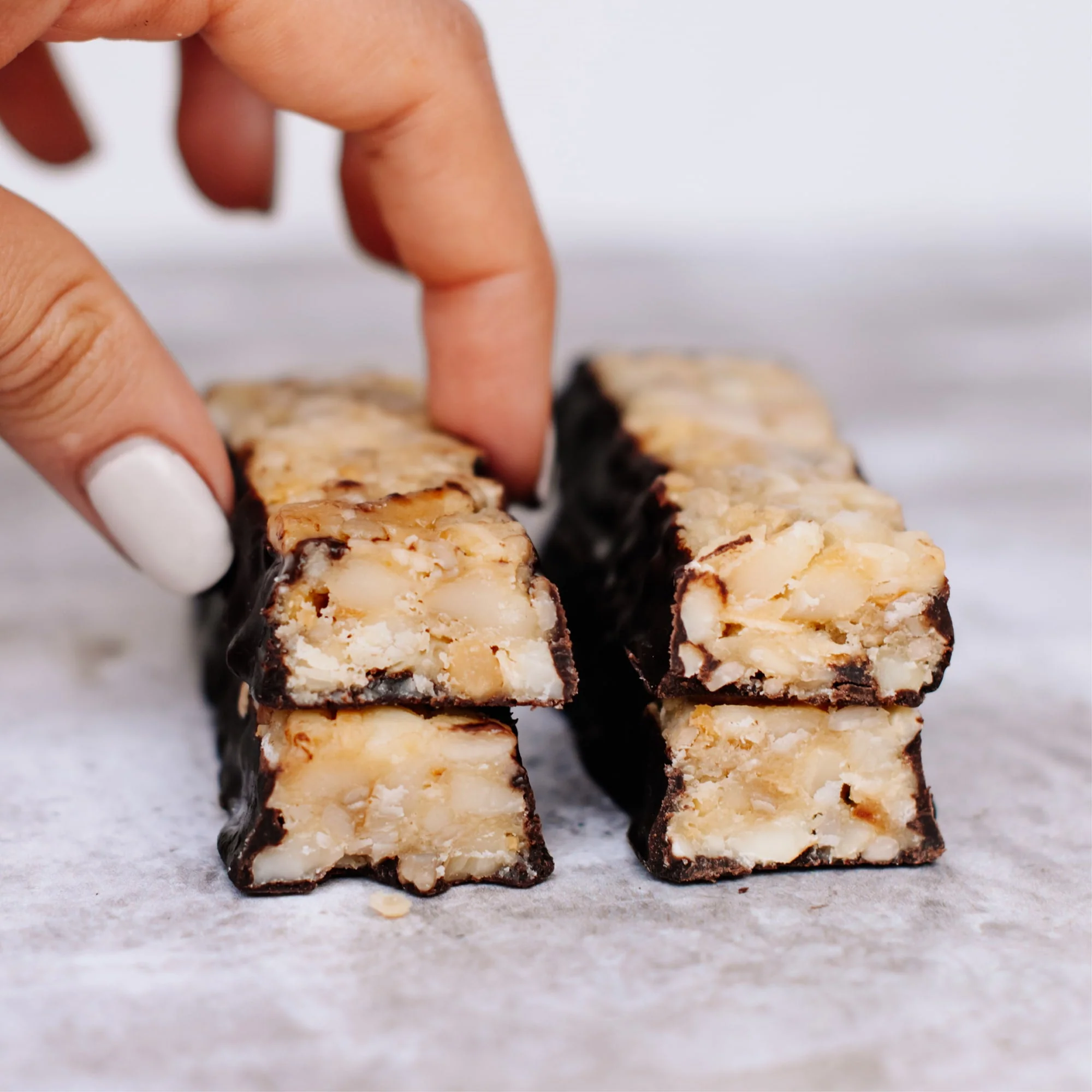 Chocolate Macadamia Nuts Snack Bar (12 Bars) - Image 10