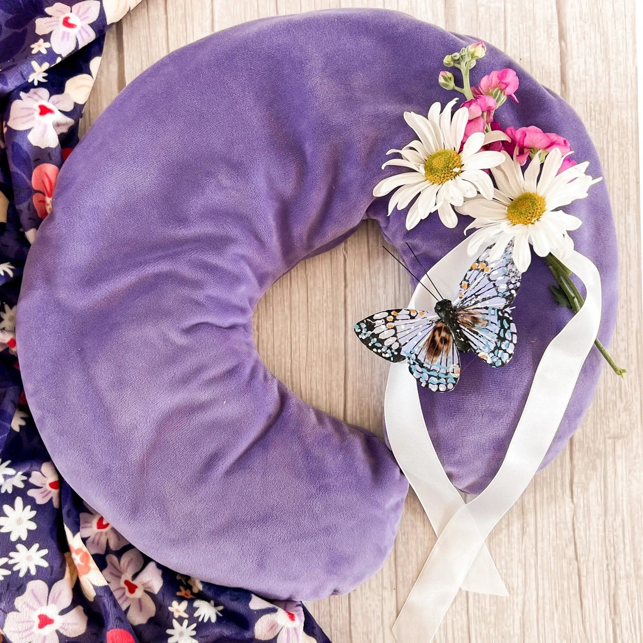 Cozy Lavender Neck Wrap - Image 2