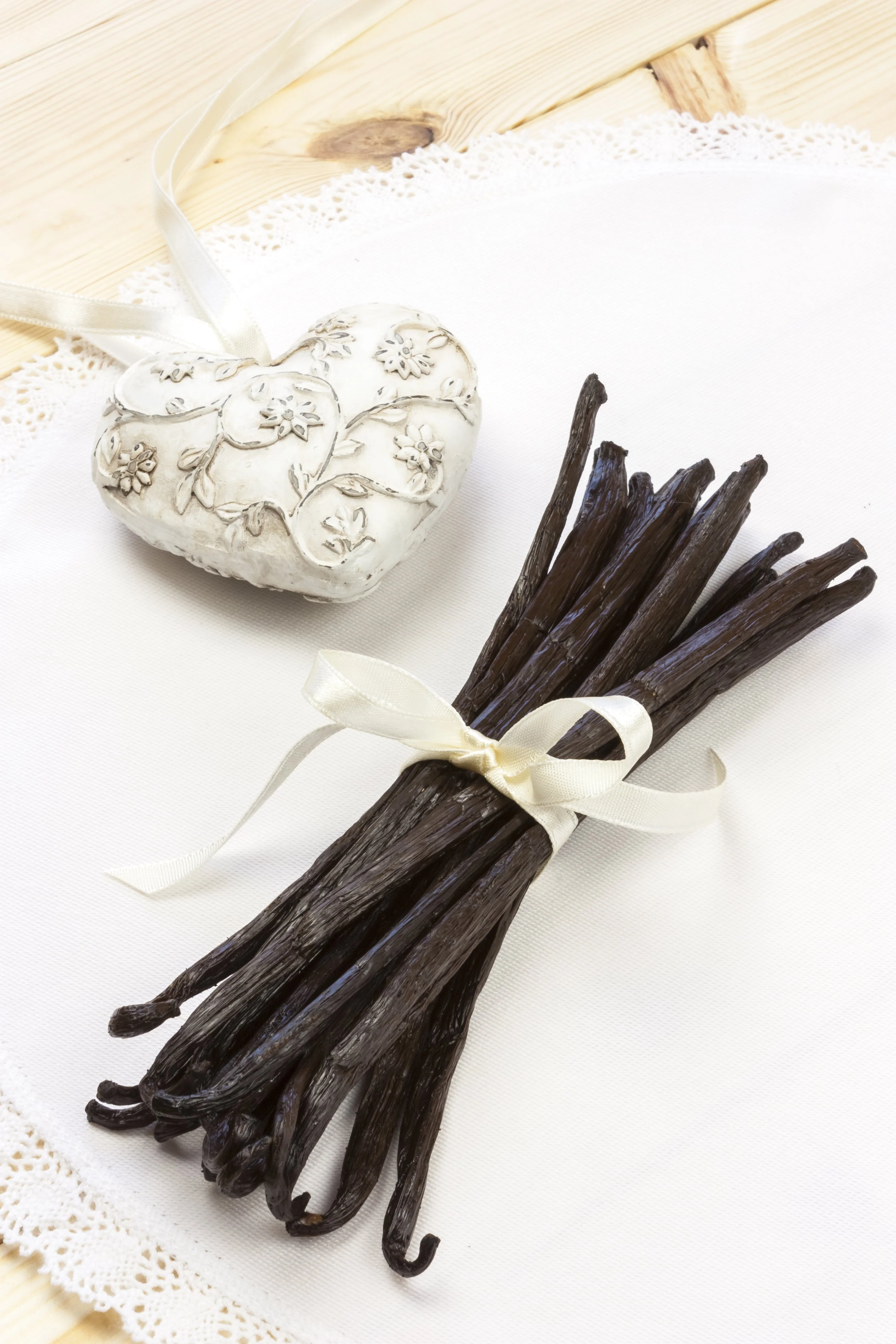 Ecuadorian Vanilla Beans - Whole Grade A Pods for Baking and Extract Making - Image 4