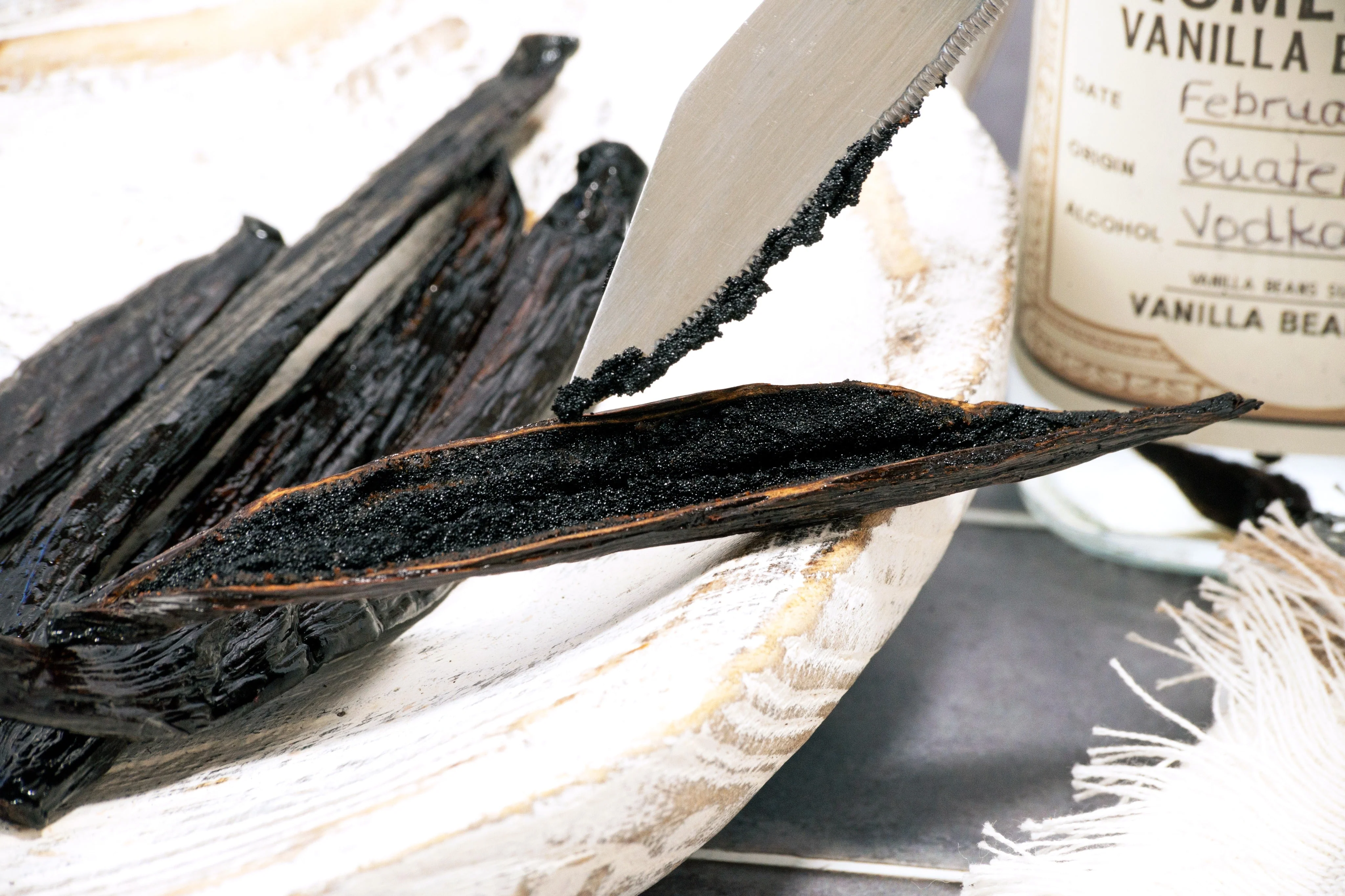 Guatemala Vanilla Beans - Whole Grade A Vanilla Pods for Vanilla Extract and Baking - Image 14