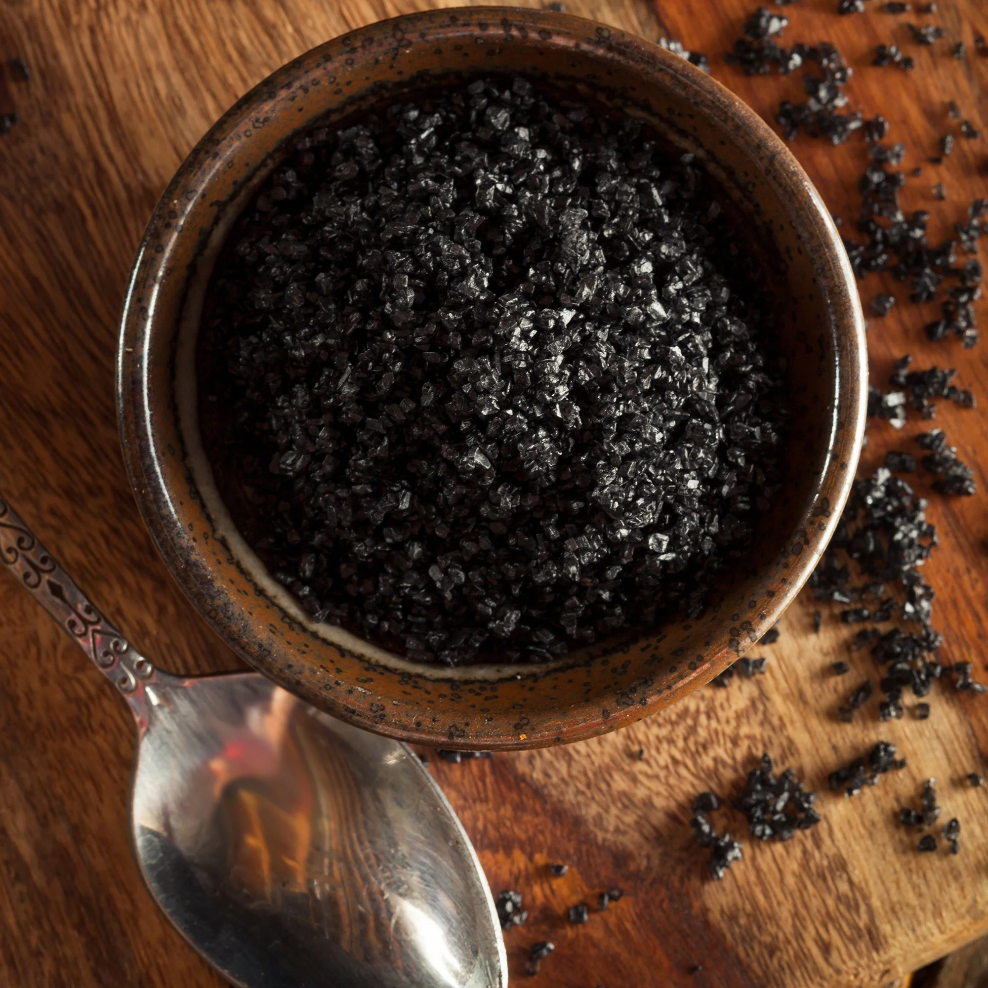 Hawaiian Black Lava Salt (Medium Grain) - Image 5
