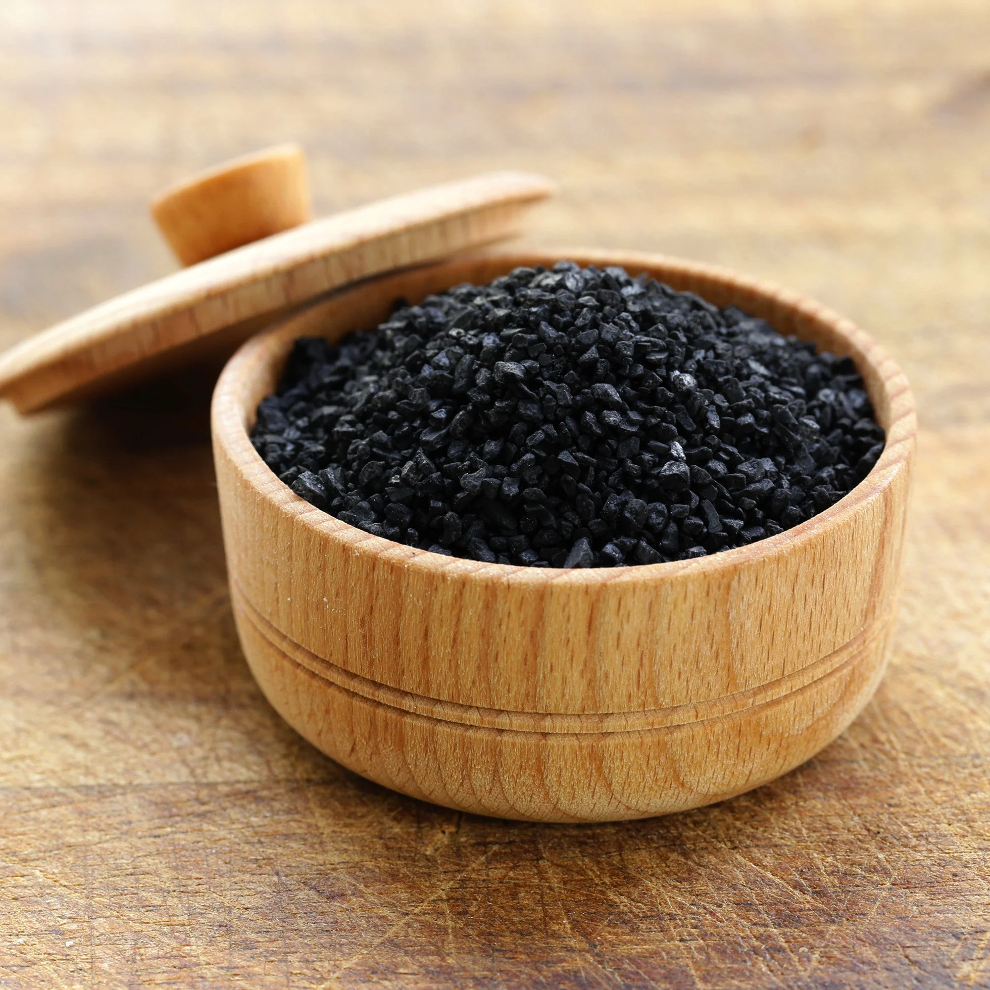 Hawaiian Black Lava Salt (Medium Grain) - Image 6