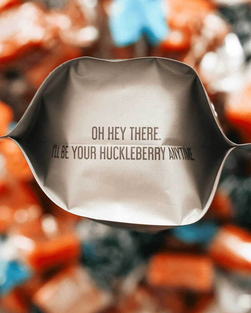 Huckleberry Caramel Pouch 7.6oz - Image 4
