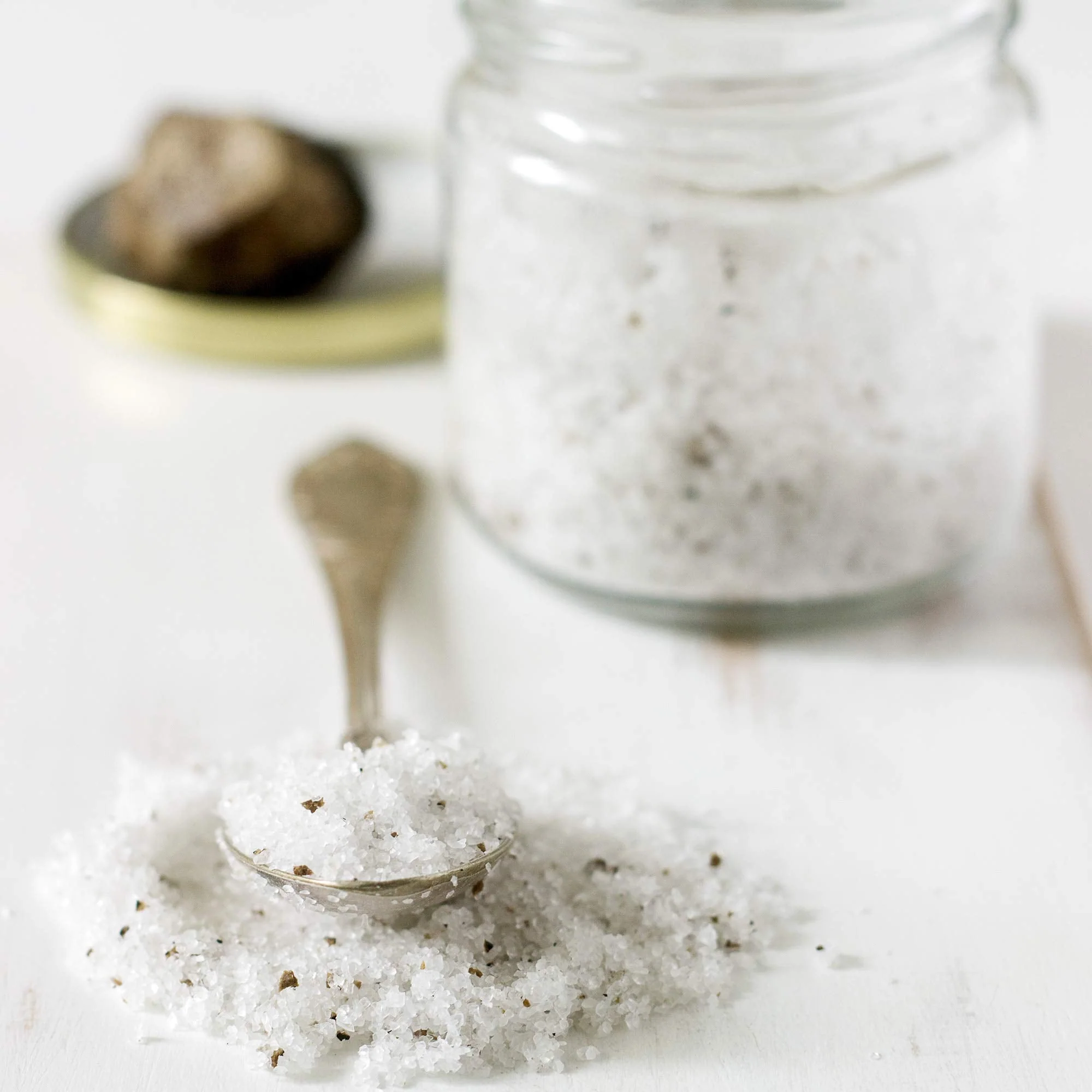 Italian Black Truffle Sea Salt - Image 4