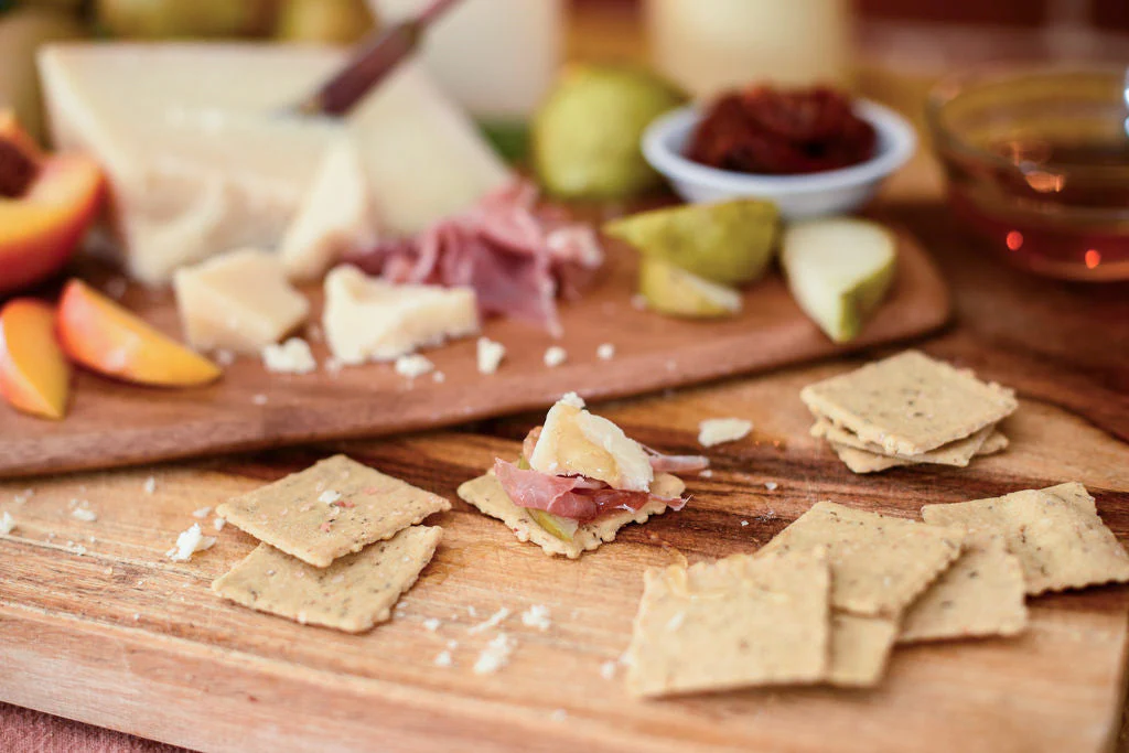 Onesto Gluten-Free Everything Crackers - Image 4