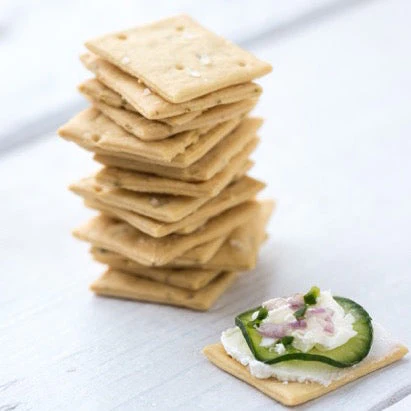Organic Einkorn Sourdough Rosemary Crackers - Image 3
