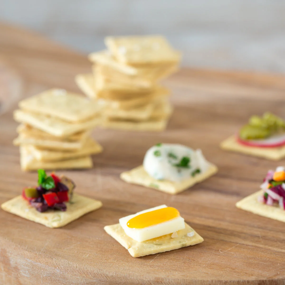 Organic Einkorn Sourdough Rosemary Crackers - Image 4