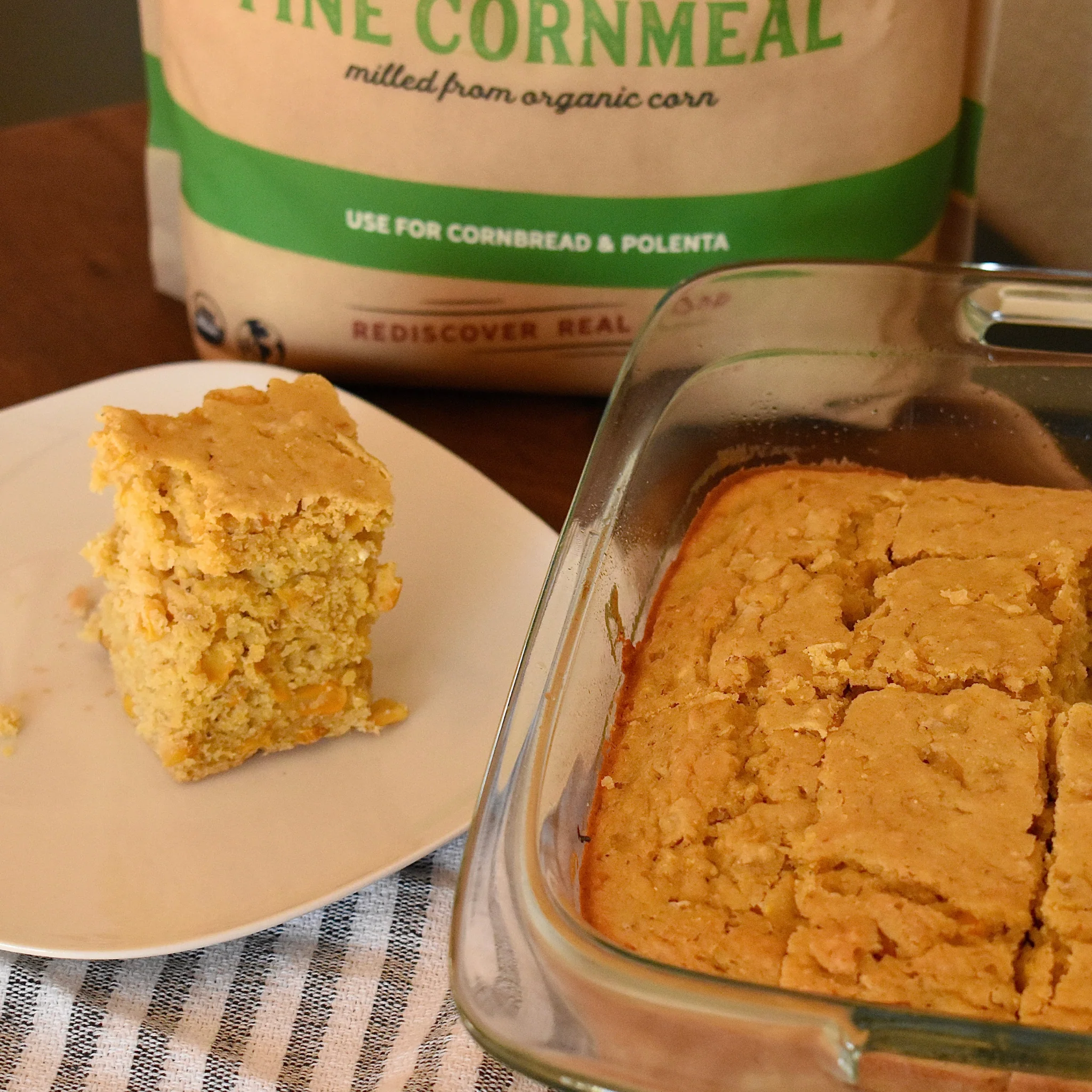 Organic Fine Cornmeal - Image 2