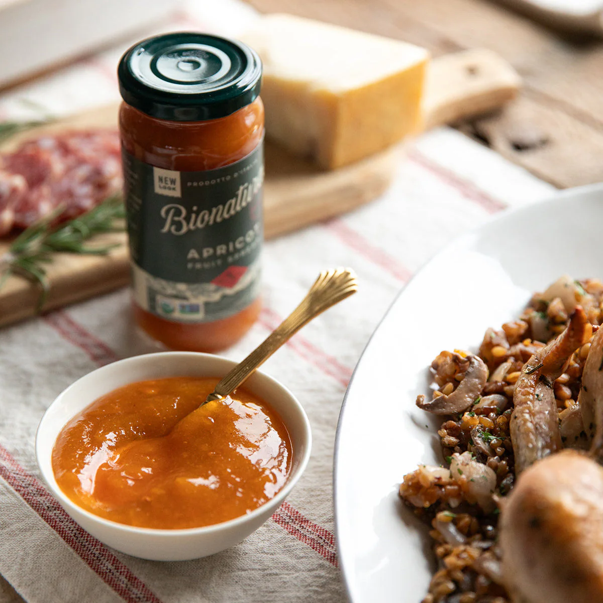 Organic Fruit Spread Apricot - Image 5