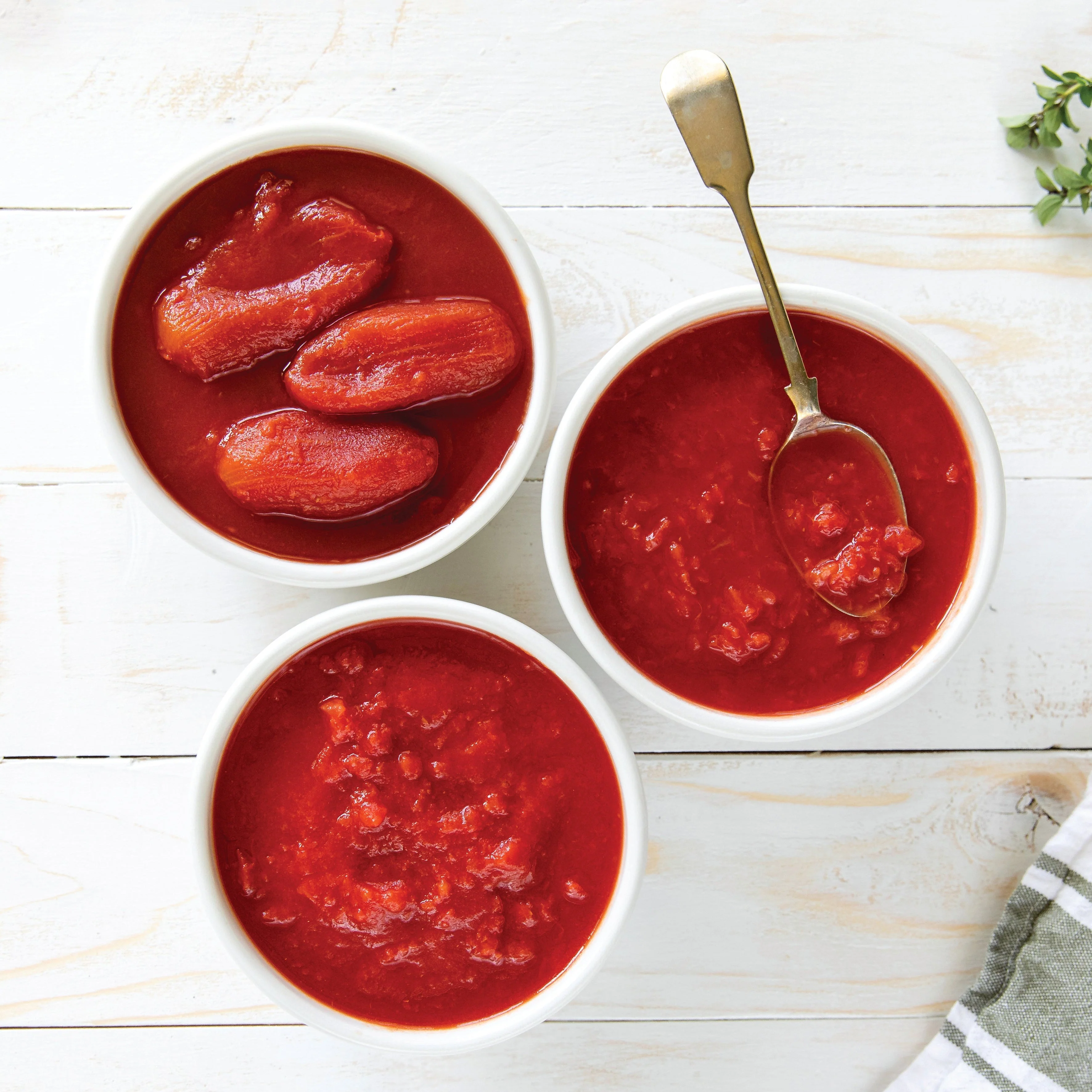 Organic Italian Crushed Tomatoes - Image 4
