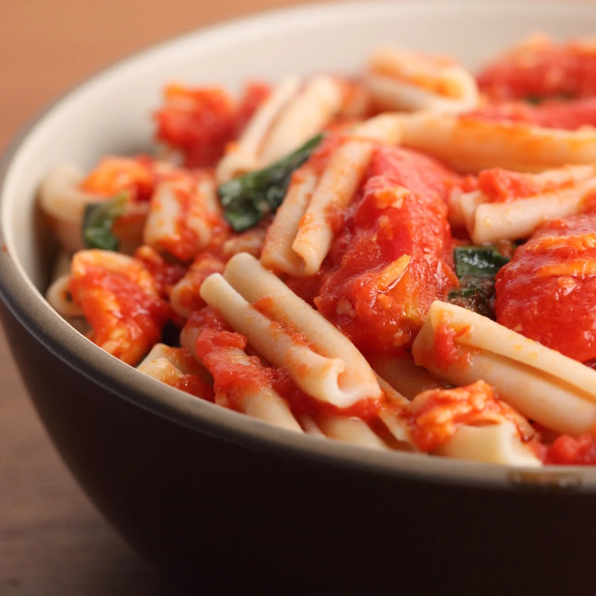 Organic Italian Whole Peeled Tomatoes - Image 5