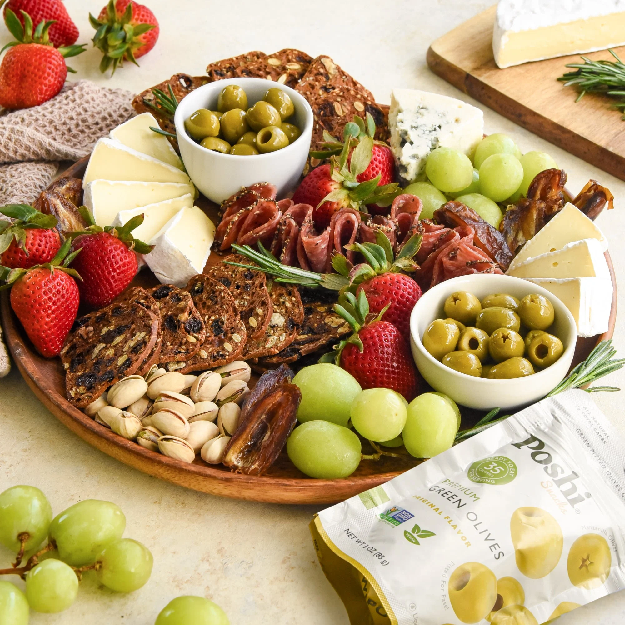 Pitted Green Olives Original Flavor - 10 Snack Packs (3 OZ/Pouch) - Image 7