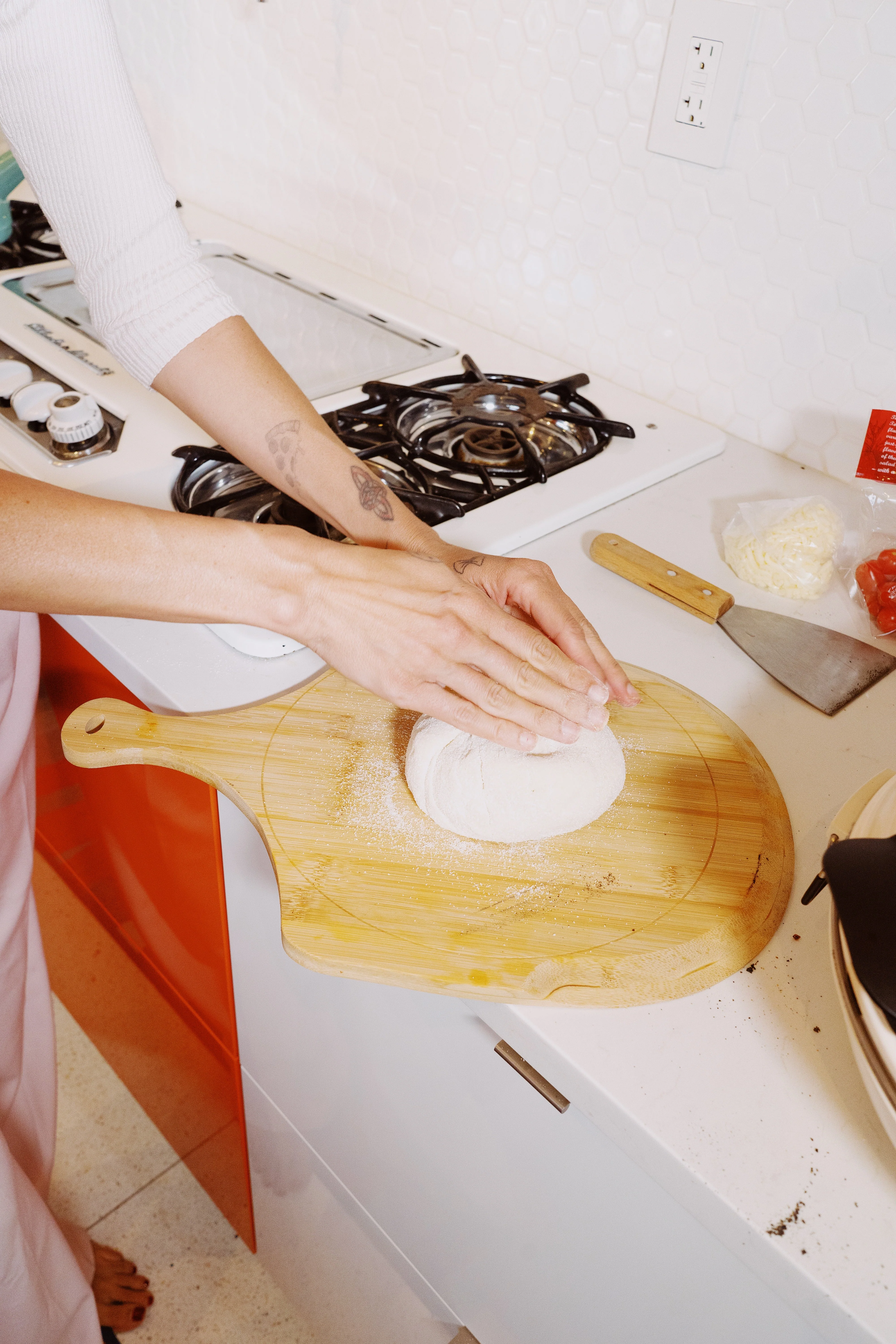PIZZA GIRL PIZZA PEEL - Image 5