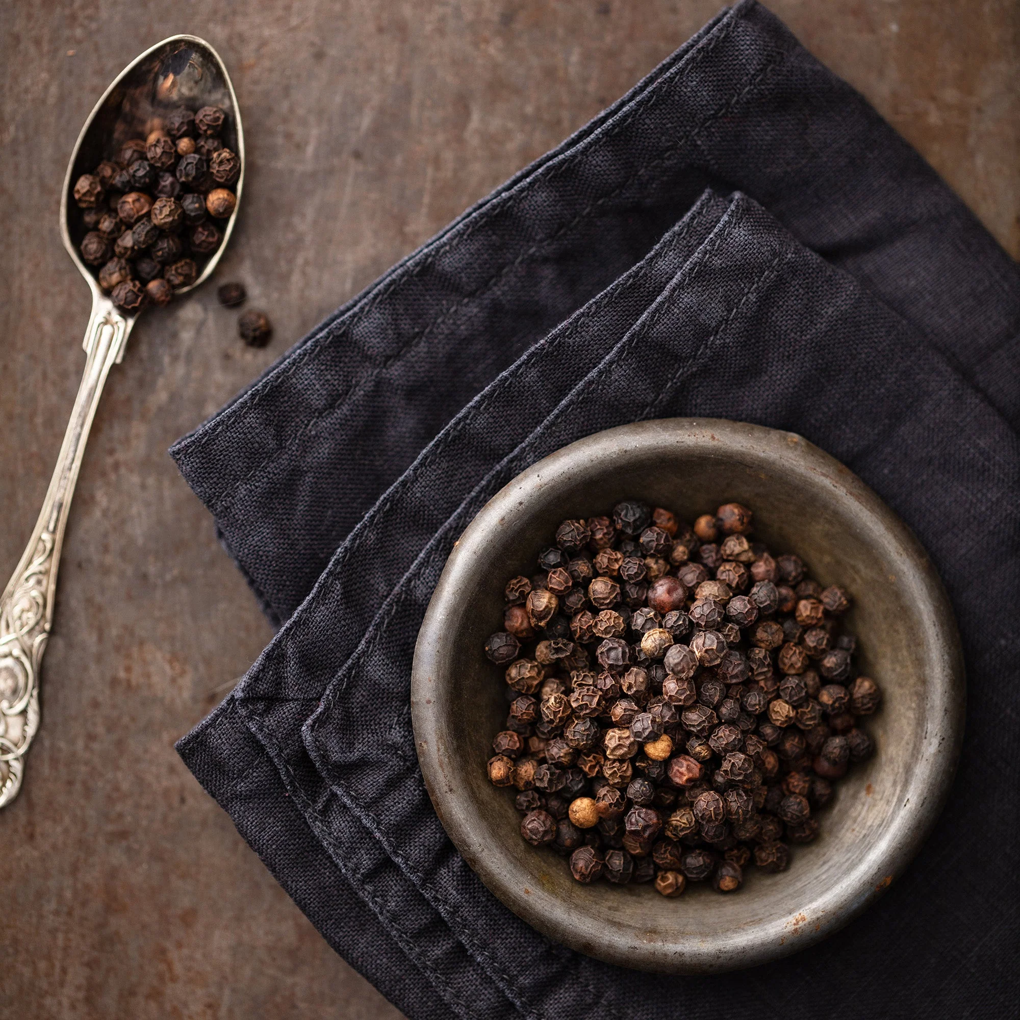 Premium Black Pepper Grinder - Image 4