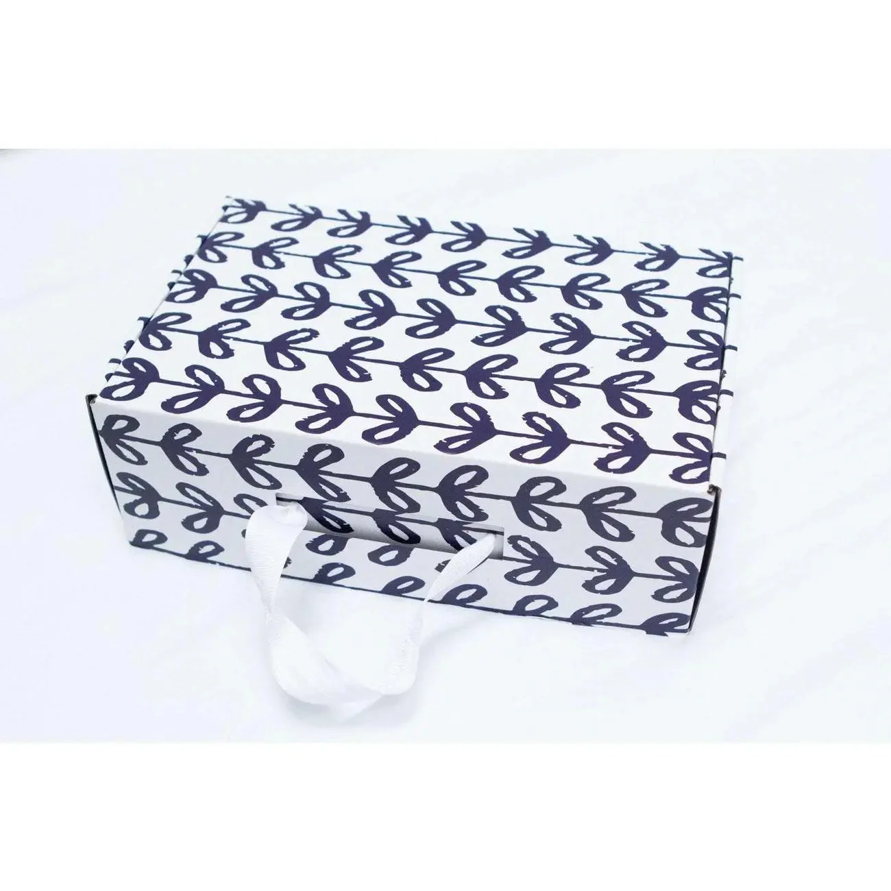 Slippers, Scrub & Cream - Image 5