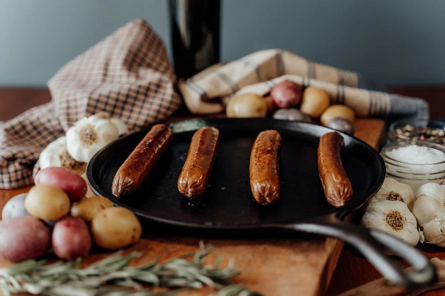 Sugar Free Garlic Beef Franks - 6 franks (1 lb. pkg) - Image 2
