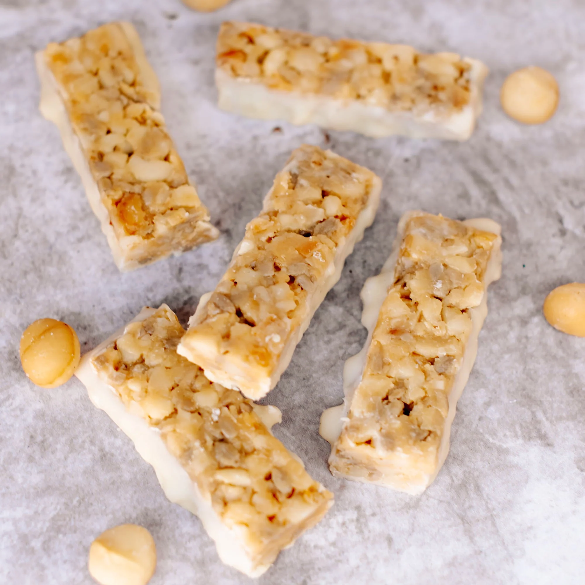 White Chocolate Macadamia Nut Snack Bar (12 Bars) - Image 9